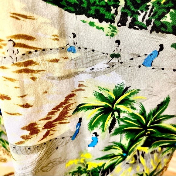 Vintage Woolcrest 50’s Men’s Hawaiian shirt w/palm trees w/populated sandy beach - Picture 10 of 11